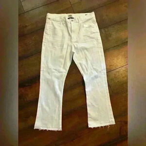 Citizens of humanity, white flare, jeans, Drew crop size 29 excellent condition